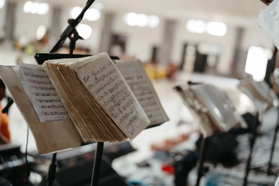 A Mente por Trás da Crítica: A Antologia de Michael Steinberg em “Defending the Music”