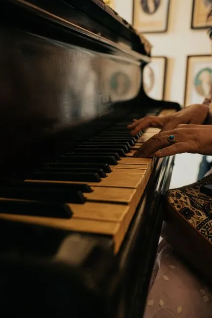 O Que Buscamos em um Crítico Musical? O Legado de Michael Steinberg em “Defending the Music”