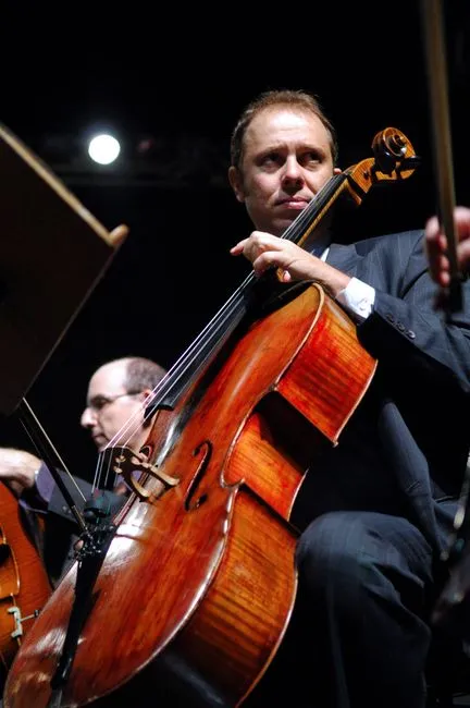 Uma Homenagem a David Vernier: A Voz Que Guiou a Crítica de Música Clássica