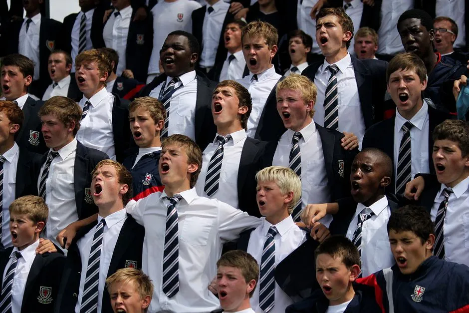 John Rutter é condecorado cavaleiro por sua contribuição à música coral